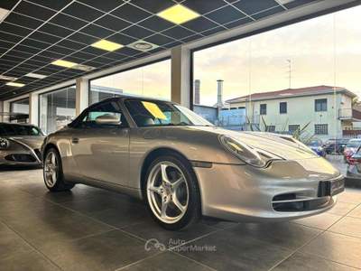 Porsche 911 996 Carrera cat Cabriolet - MANUALE Argento usata Busto Arsizio
