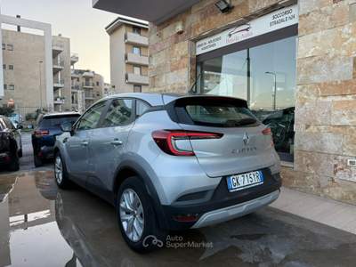 Renault Captur TCe ZEN 90 CV Grigio usata Altamura