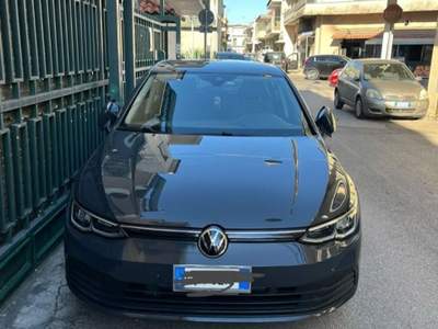 Volkswagen Golf Life Grigio usata Scafati