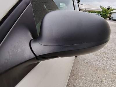 Lancia Ypsilon 0.9 TwinAir 85 CV 5 porte Metano Ecochic Gold Bianco usata Viadana