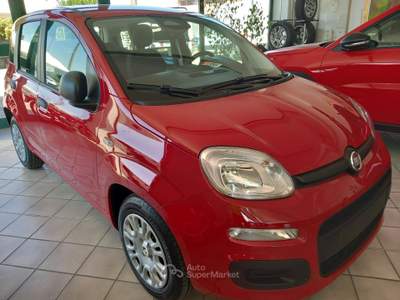 Fiat Panda 1.0 FireFly S&amp;S Hybrid x Neopatenteti Rosso usata Viadana