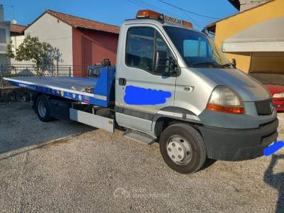 Renault Master Prop. 160.35 3.0 dCi PL- Cabinato(carro attrezzi) Grigio usata Viadana