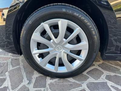 Opel Corsa 1.2  neo patentati Nero usata Viadana