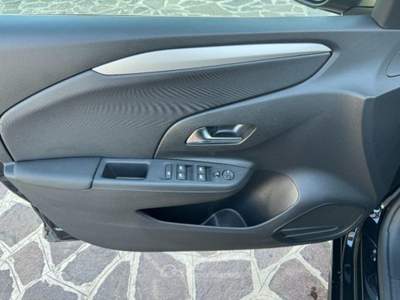 Opel Corsa 1.2  neo patentati Nero usata Viadana