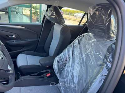 Opel Corsa 1.2  neo patentati Nero usata Viadana