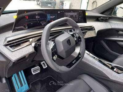 Peugeot 3008 Hybrid 145 e-DCS6 GT Blu/Azzurro usata Viadana