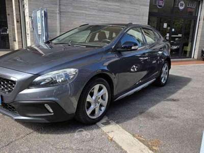 Volvo V40 Cross Country 1.6 Momentum Grigio usata Roma
