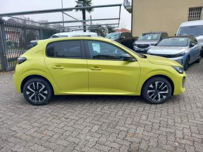 Peugeot 208 Hybrid 110 e-DCS6 Business Giallo usata Varedo