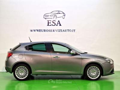 Alfa Romeo Giulietta 2.0 jtdm(2) Distinctive 170cv Grigio usata Brescia