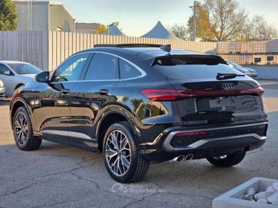 Audi Q5 Sportback NEW 2.0 Tdi Q. 204cv S-tr. S.line edit. Nero usata Civita Castellana