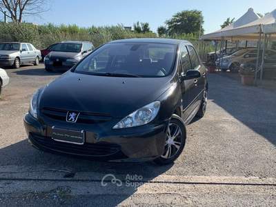 Peugeot 307 16V 5p. Nero usata Roma