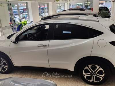 Honda HR-V Executive Navi EURO 6 Bianco usata Roma