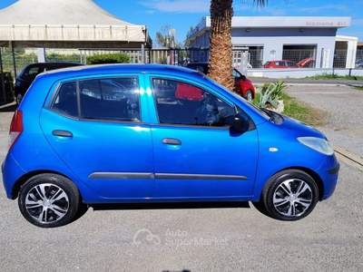 Hyundai i10  Blu/Azzurro usata Roma