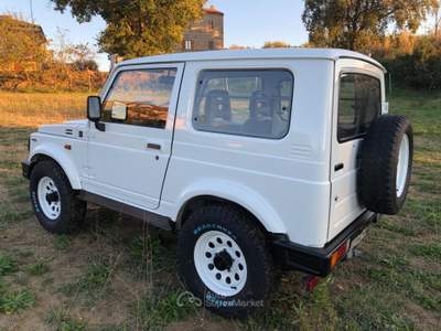 Suzuki SJ400/Samurai SJ Samurai Samurai 1.3 Berlina De Luxe usata FERMO
