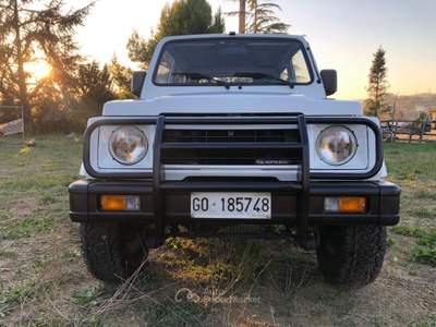 Suzuki SJ400/Samurai SJ Samurai Samurai 1.3 Berlina De Luxe usata FERMO