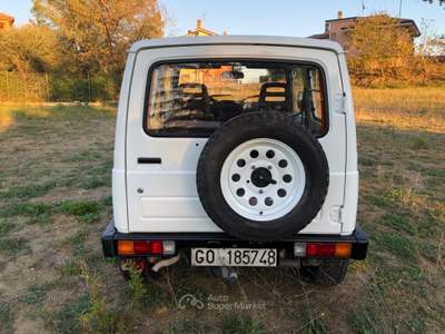 Suzuki SJ400/Samurai SJ Samurai Samurai 1.3 Berlina De Luxe usata FERMO