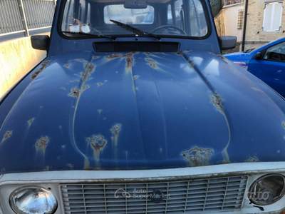 Renault 4 R4 850cc usata FERMO