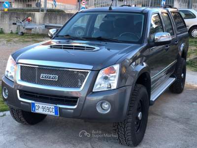 Isuzu D-Max 3.0 tdi usata FERMO