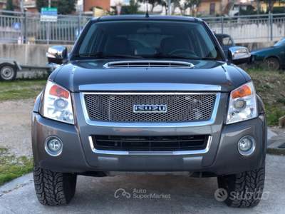 Isuzu D-Max 3.0 tdi usata FERMO