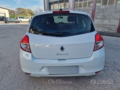 Renault Clio 16V 5 porte Dynamique usata FERMO