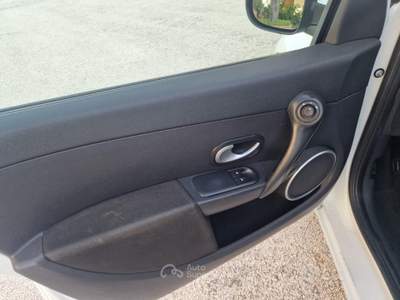 Renault Clio 16V 5 porte Dynamique usata FERMO