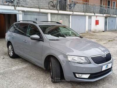 Skoda Octavia 1.6 TDI CR 105 CV DSG Wagon Elegance Grigio usata Melegnano
