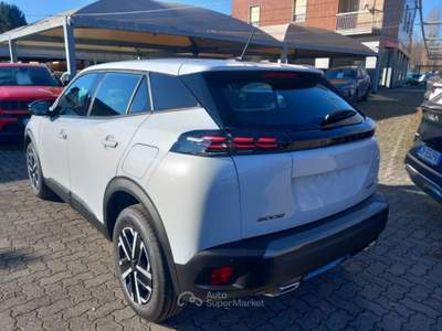 Peugeot 2008 Hybrid 145 e-DCS6 Style Bianco usata Varedo
