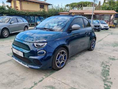 Fiat 500 Fiat icon cabrio 87 kw 118 cv Allestimento ABARTH Blu/Azzurro usata Frascati