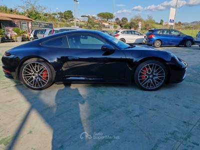 Porsche 911 Carrera 992 PACCHETTO CRONO Nero usata Frascati