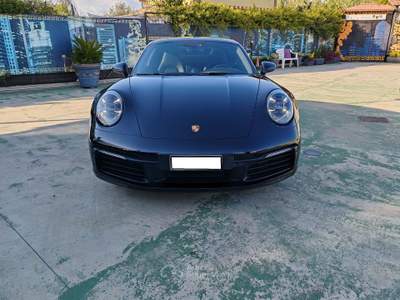 Porsche 911 Carrera 992 PACCHETTO CRONO Nero usata Frascati