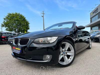 BMW Serie 3 320i 320i cat Cabrio Futura Nero usata Ravenna