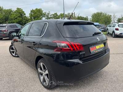 Peugeot 308 S&S EAT6 GT Line Neopatentati Nero usata Ravenna