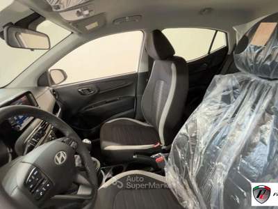 Hyundai i10 1.0 MPI Connectline Bianco usata Albano Laziale
