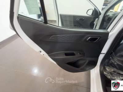Hyundai i10 1.0 MPI Connectline Bianco usata Albano Laziale