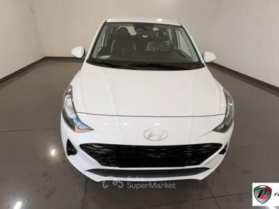 Hyundai i10 1.0 MPI Connectline Bianco usata Albano Laziale