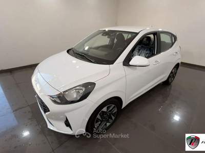 Hyundai i10 1.0 MPI Connectline Bianco usata Albano Laziale