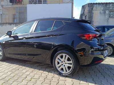 Opel Astra Start&Stop 5 porte Business Nero usata Pompei