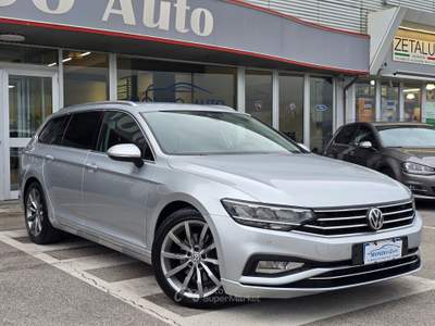 Volkswagen Passat SCR EVO DSG Business 150cv Argento usata Rovigo