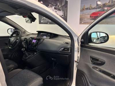 Lancia Ypsilon Ypsilon 1.0 firefly hybrid UnYca s Bianco usata Cesano Maderno