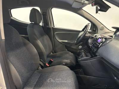 Lancia Ypsilon Ypsilon 1.0 firefly hybrid UnYca s Bianco usata Cesano Maderno