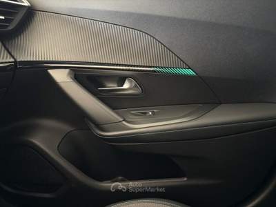Peugeot 2008 1.2 PureTech Allure Pack Nero usata Casagiove