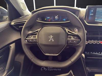 Peugeot 2008 1.2 PureTech Allure Pack Nero usata Casagiove