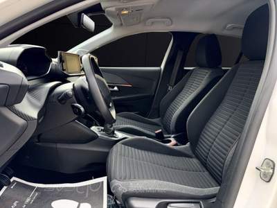 Peugeot 208 1.2 PureTech Active Bianco usata Casagiove