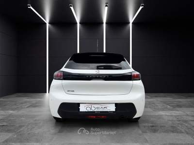 Peugeot 208 1.2 PureTech Active Bianco usata Casagiove