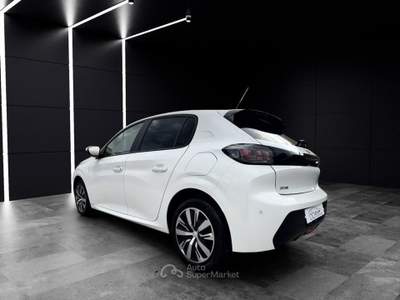 Peugeot 208 1.2 PureTech Active Bianco usata Casagiove