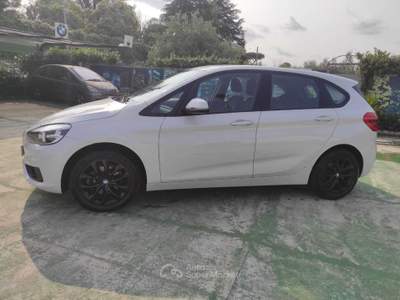 BMW Serie 2 Active Tourer 216d BMW 216 D. AUT. ACTIVE TOURER Bianco usata Frascati