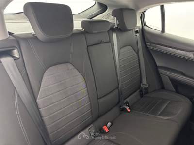 Alfa Romeo Stelvio Stelvio 2.2 t business q4 190cv auto  Rosso usata Settimo Torinese