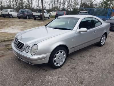 Mercedes-Benz CLK Mercedes-benz CLK 200 Kompressor cat Elegance Argento usata Lagosanto