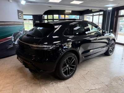 Porsche Macan 2.0 T 265cv pdk Nero usata BARCELLONA POZZO DI GOTTO