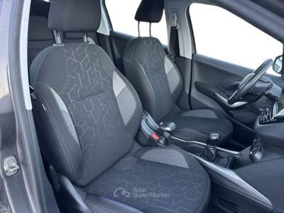 Peugeot 2008 1.2 puretech t Allure s&s 110cv 6marce Grigio usata Pistoia